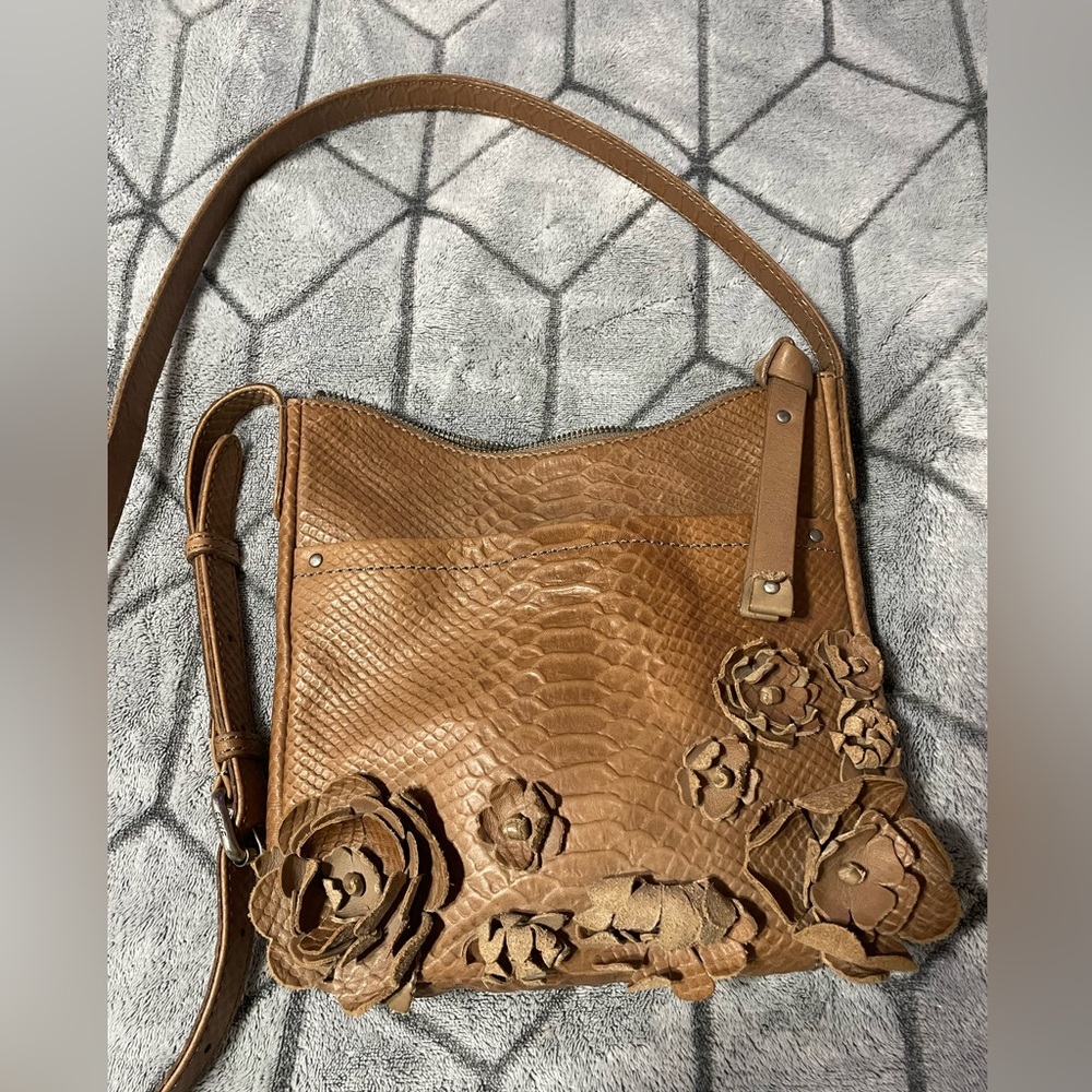 Frye crossbody Melissa Floral Swing Pack